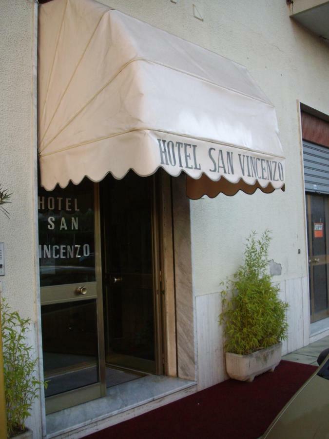 Hotel San Vincenzo Soverato Marina Exterior photo